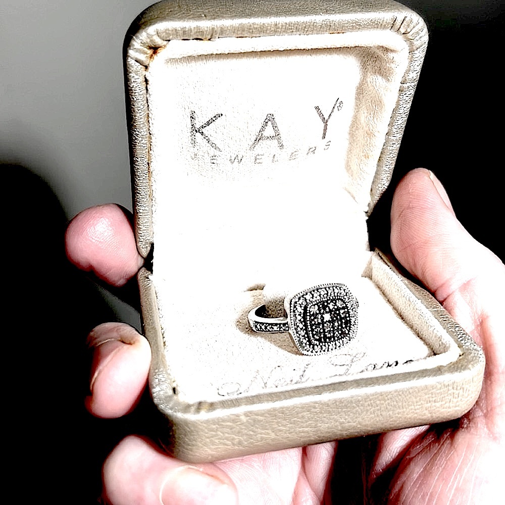 ❤️New Diamond White Gold Ring❣️ Size 7.  16 chocolate diamonds & white diamonds. - Picture 4 of 6